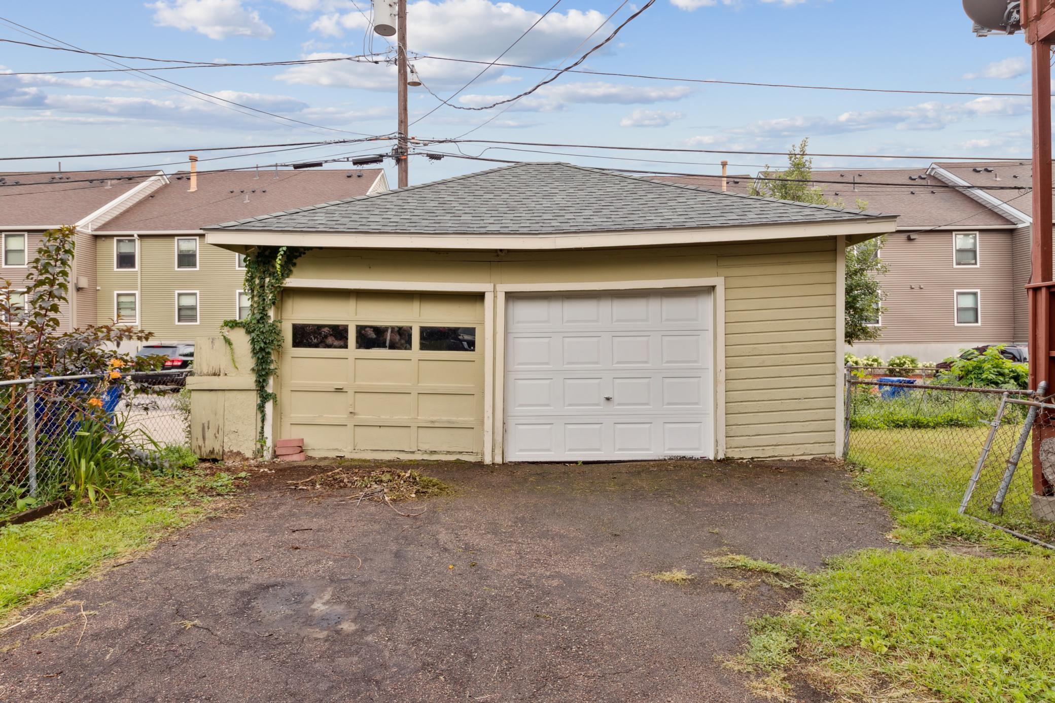 652 Dayton Avenue Property Photo 20