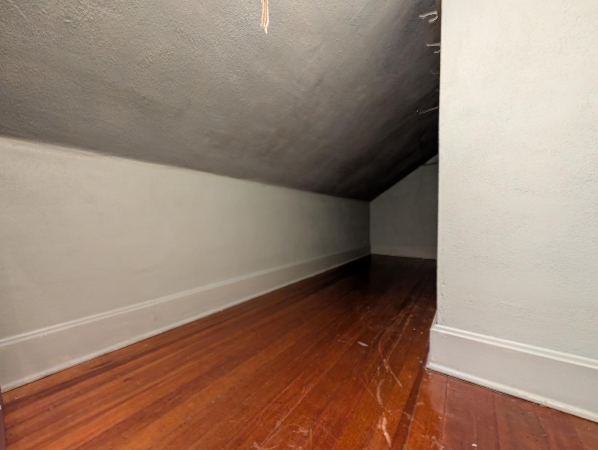 307 Saint Olaf Avenue N Property Photo 25