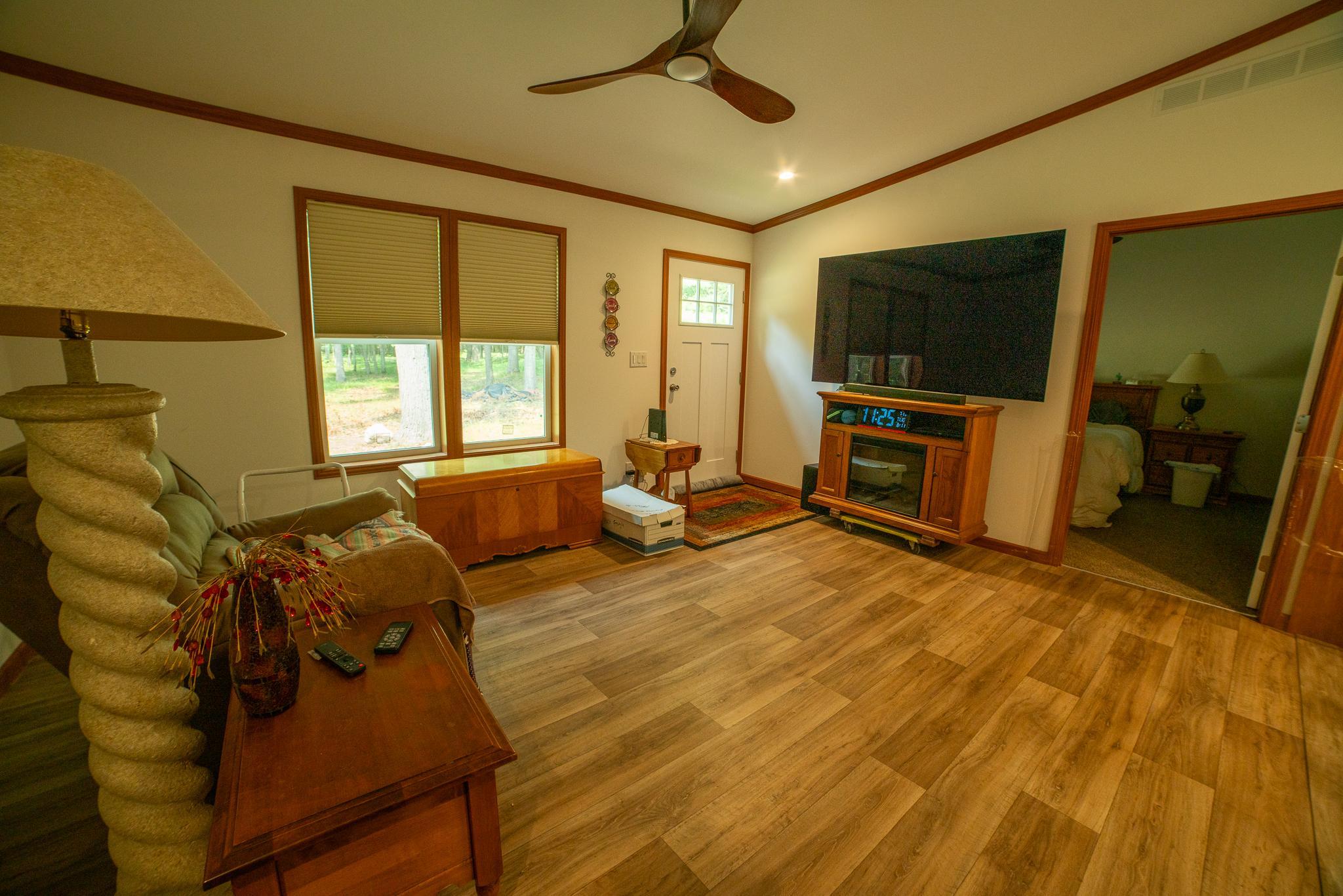 4452 Boone Point Road Nw Property Photo 2