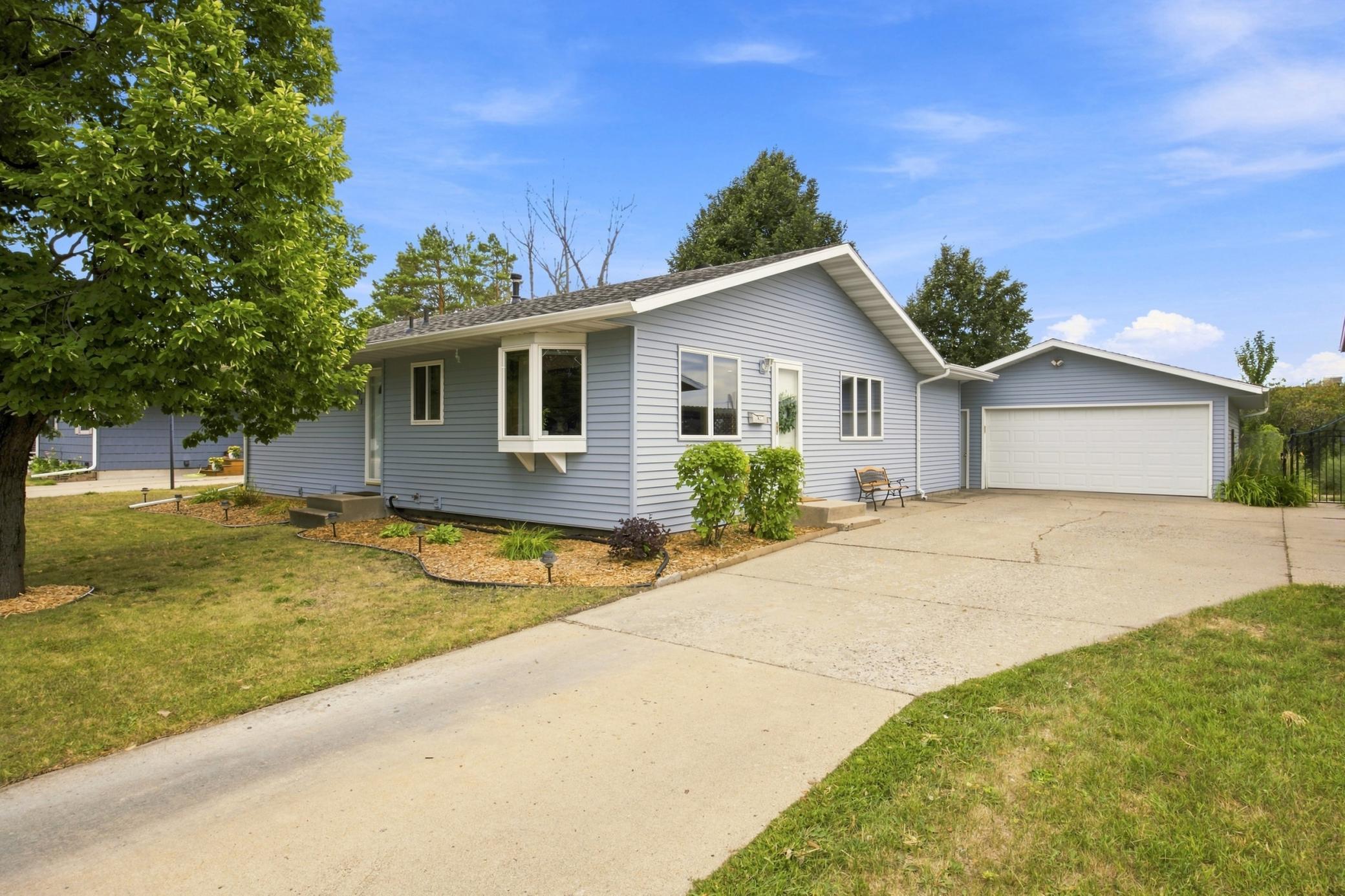 519 Appletree Lane Property Photo 1