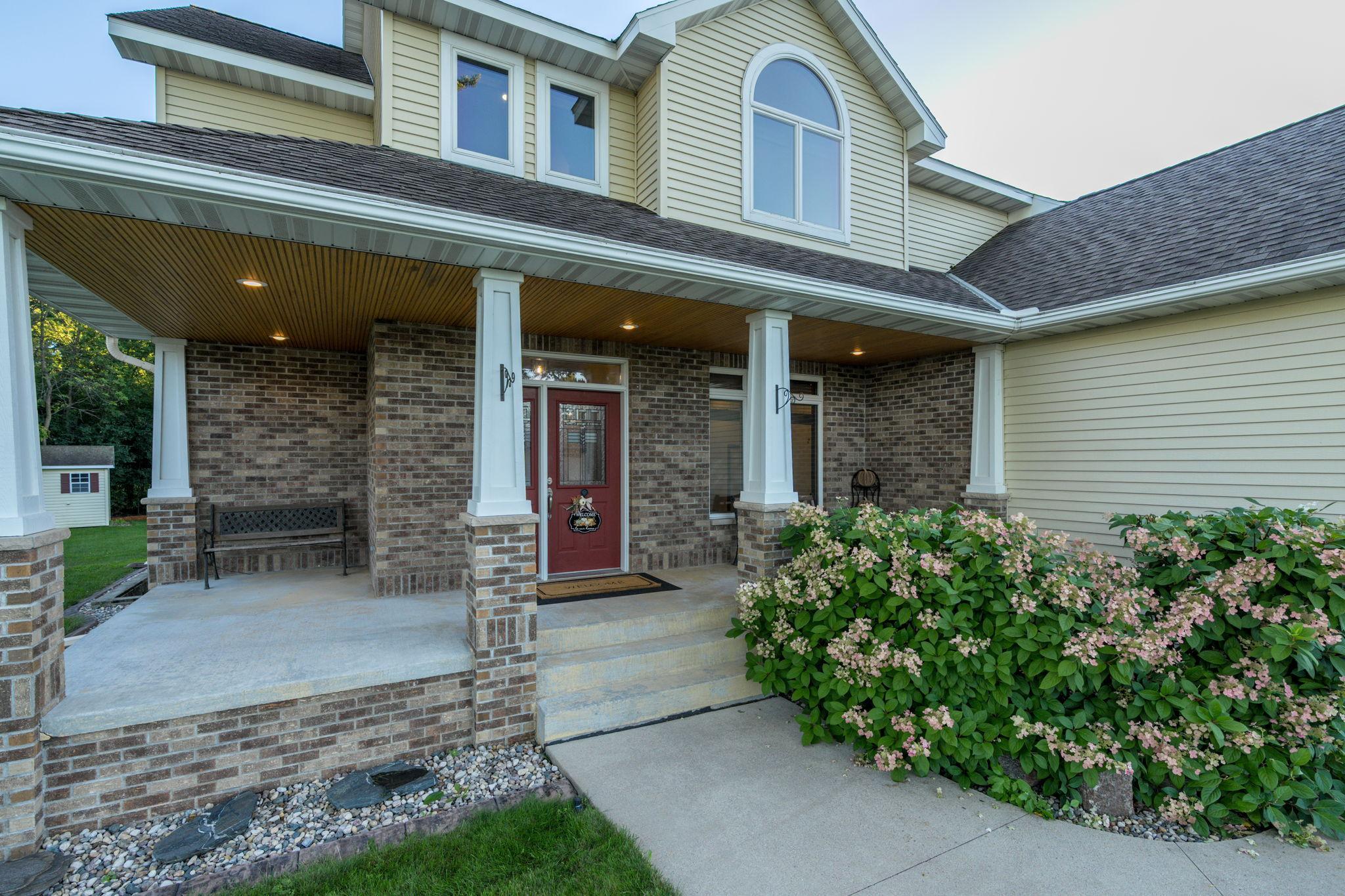 113 Oak Marsh Drive Property Photo 2