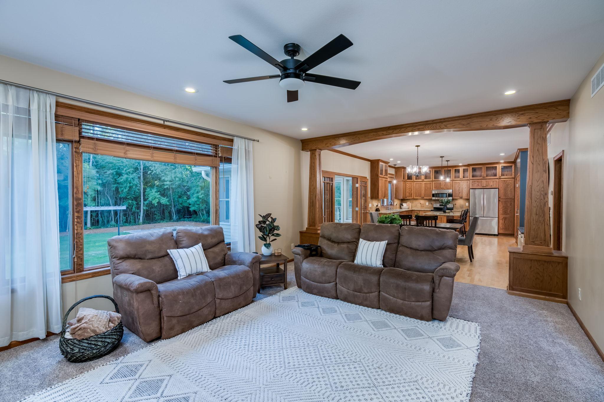 113 Oak Marsh Drive Property Photo 8