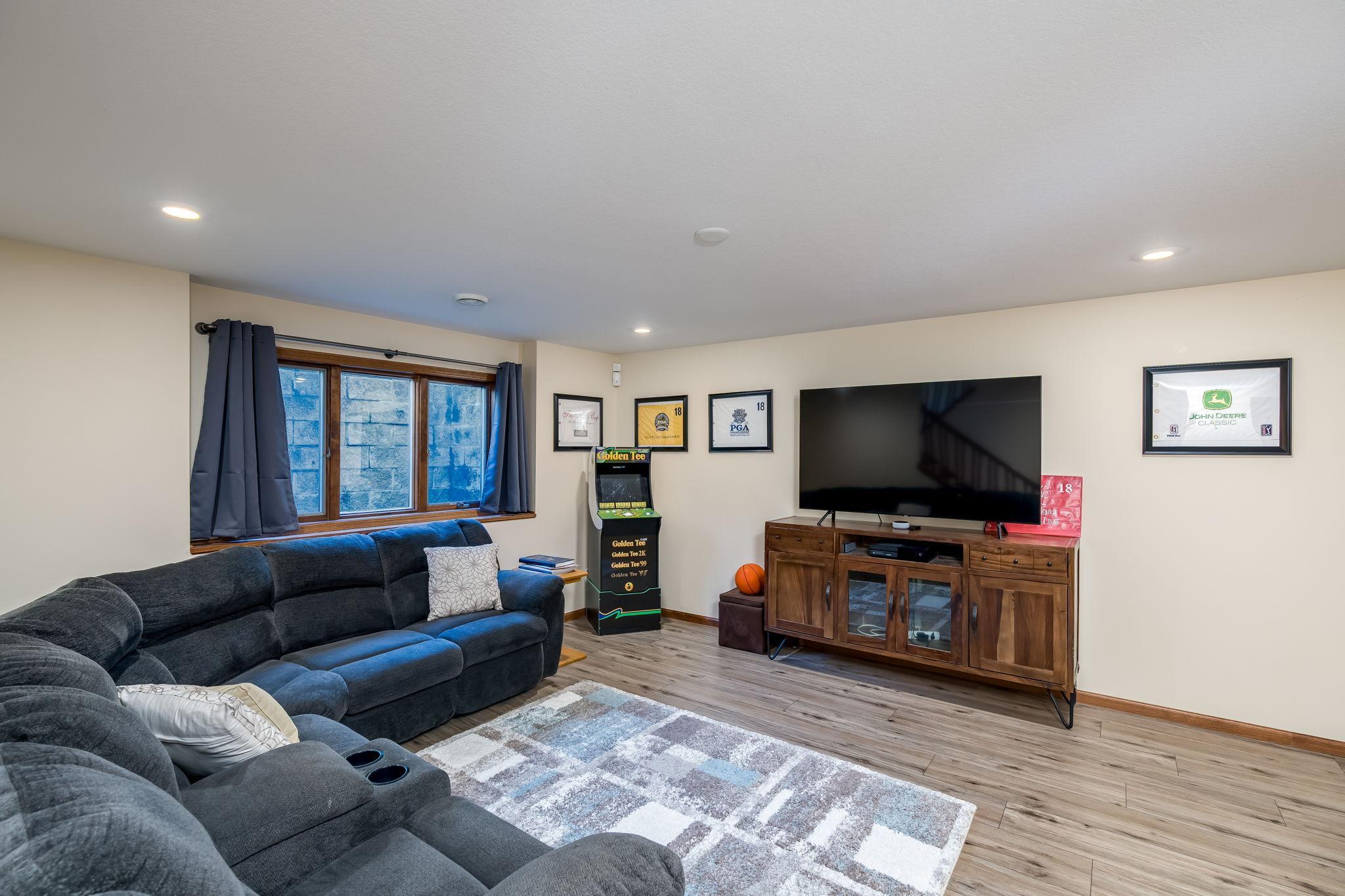 113 Oak Marsh Drive Property Photo 43