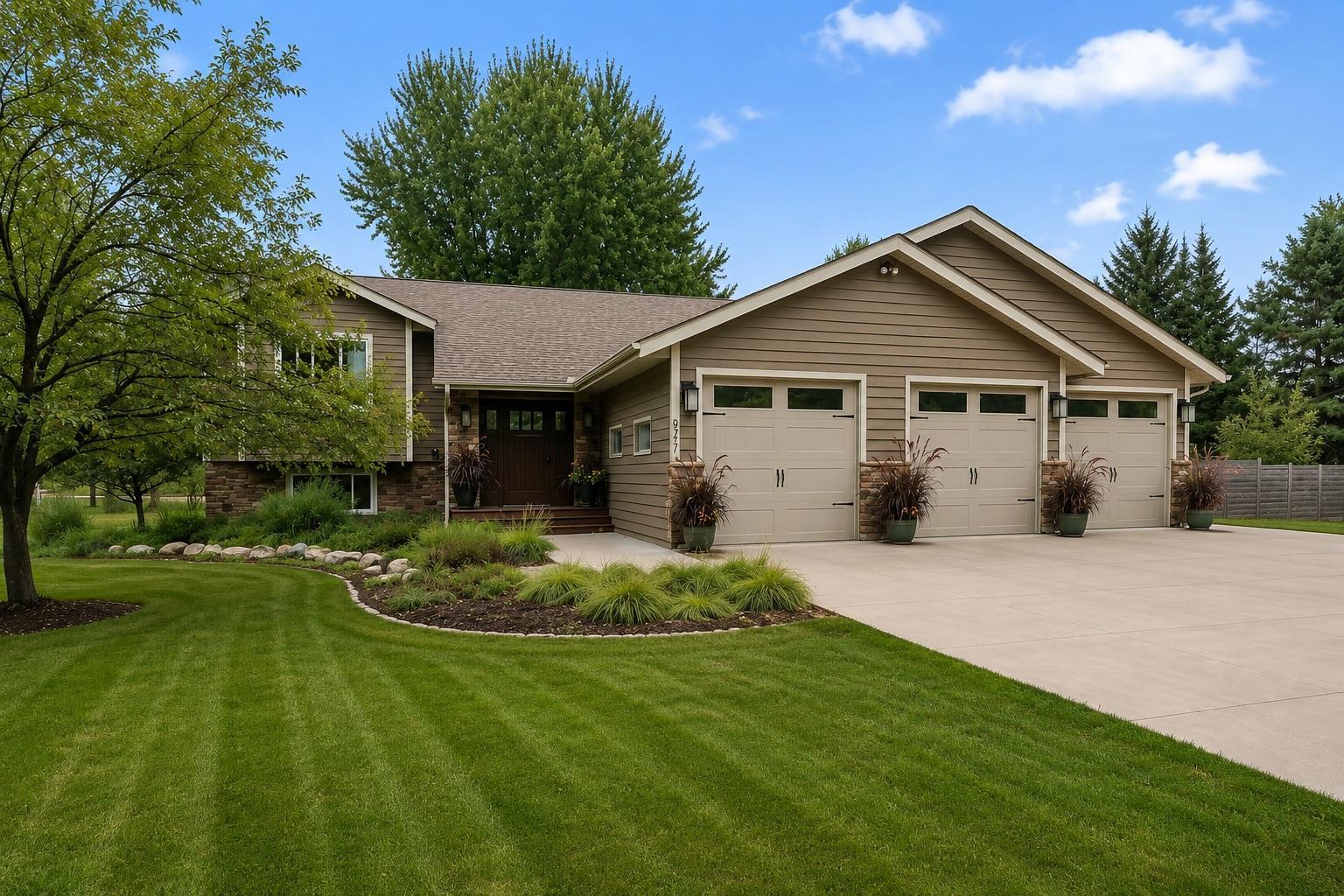 947 Sherman Road Property Photo 4