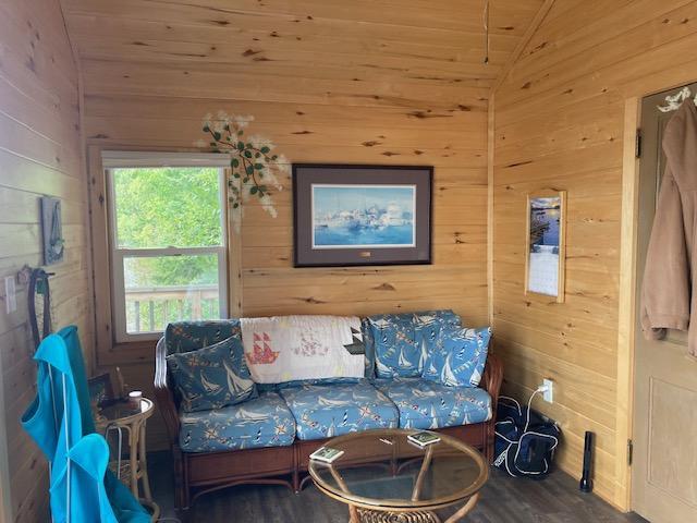 7709 Sunset Trail Property Photo 7