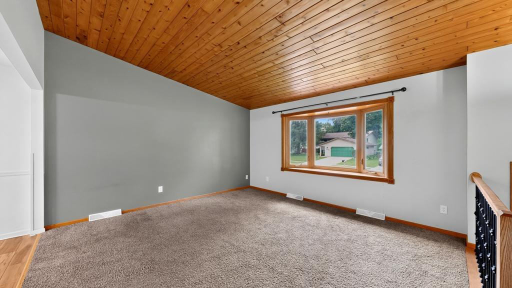 1634 7th Avenue Se Property Photo 10