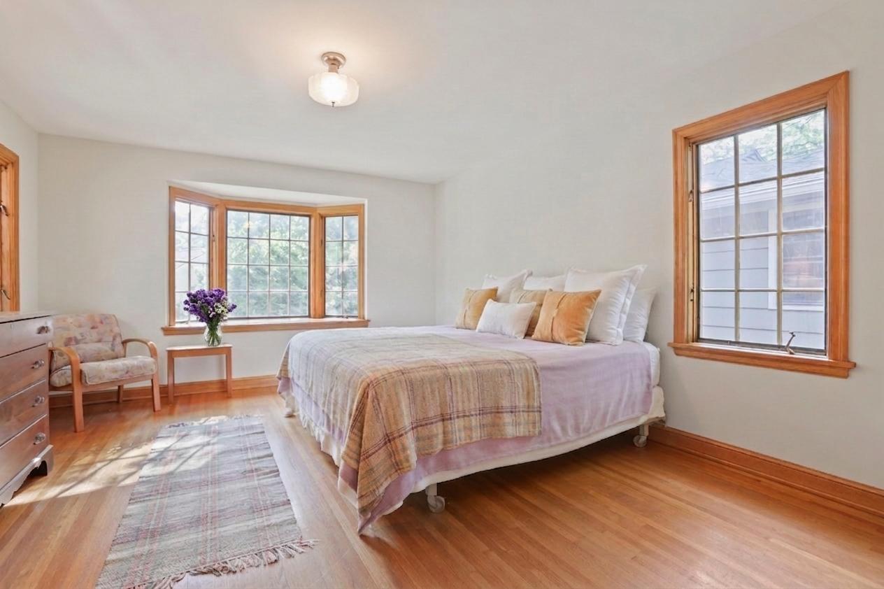 1393 Keston Street Property Photo 16