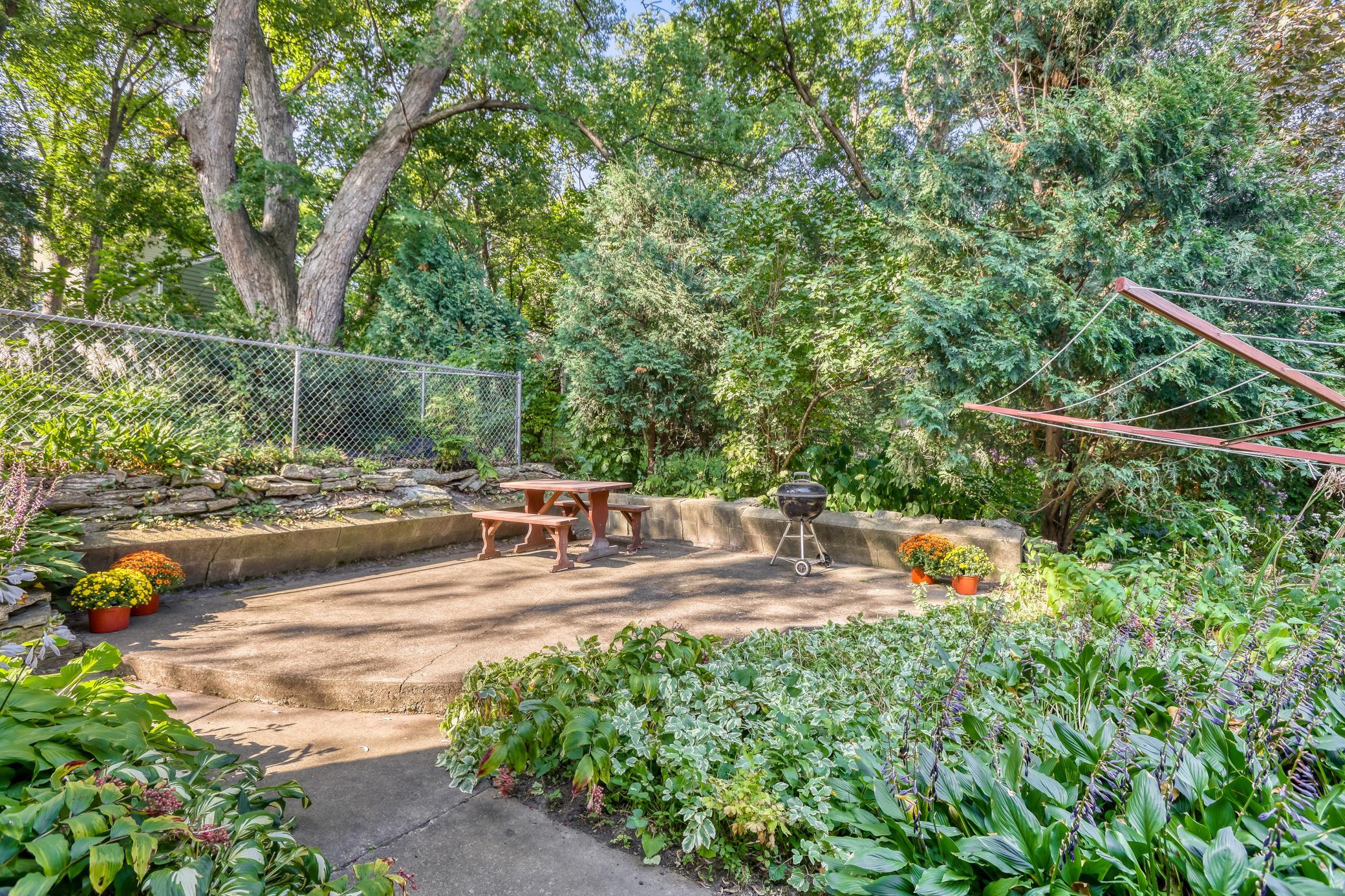 1393 Keston Street Property Photo 39