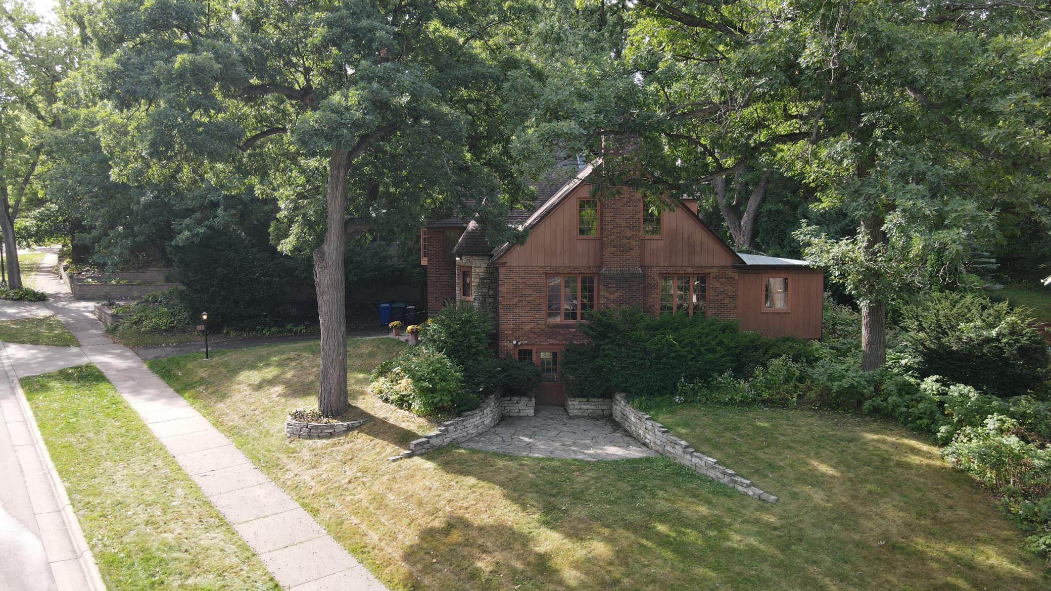 1393 Keston Street Property Photo 50