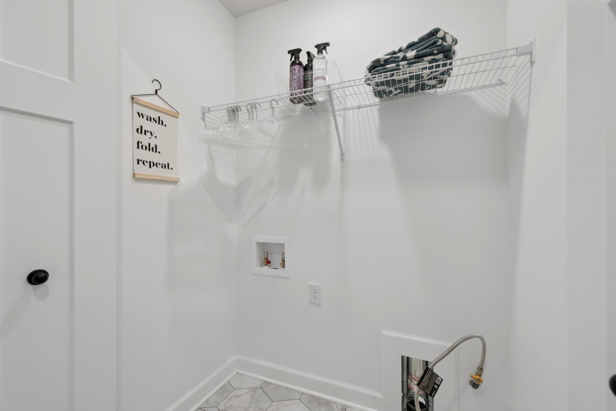 15015 Ahena Curve Property Photo 14