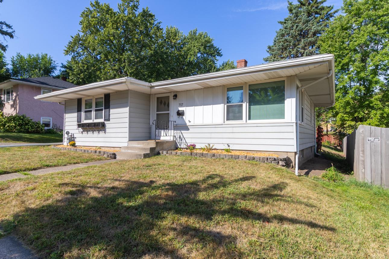 717 Hall Avenue Property Photo 1