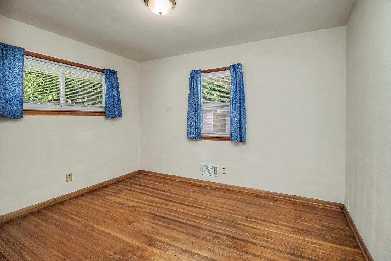 717 Hall Avenue Property Photo 18