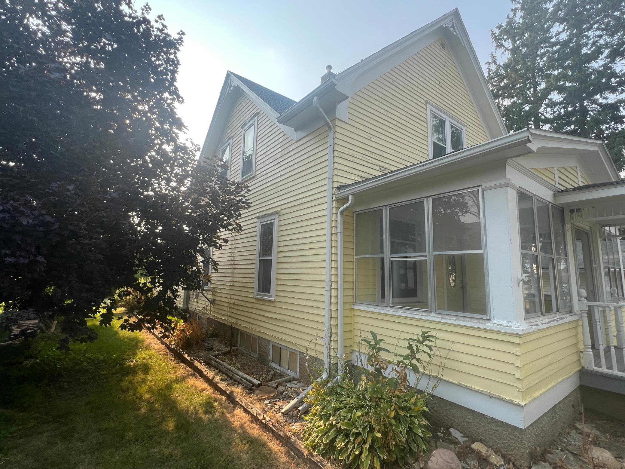 212 2nd Avenue Property Photo 3