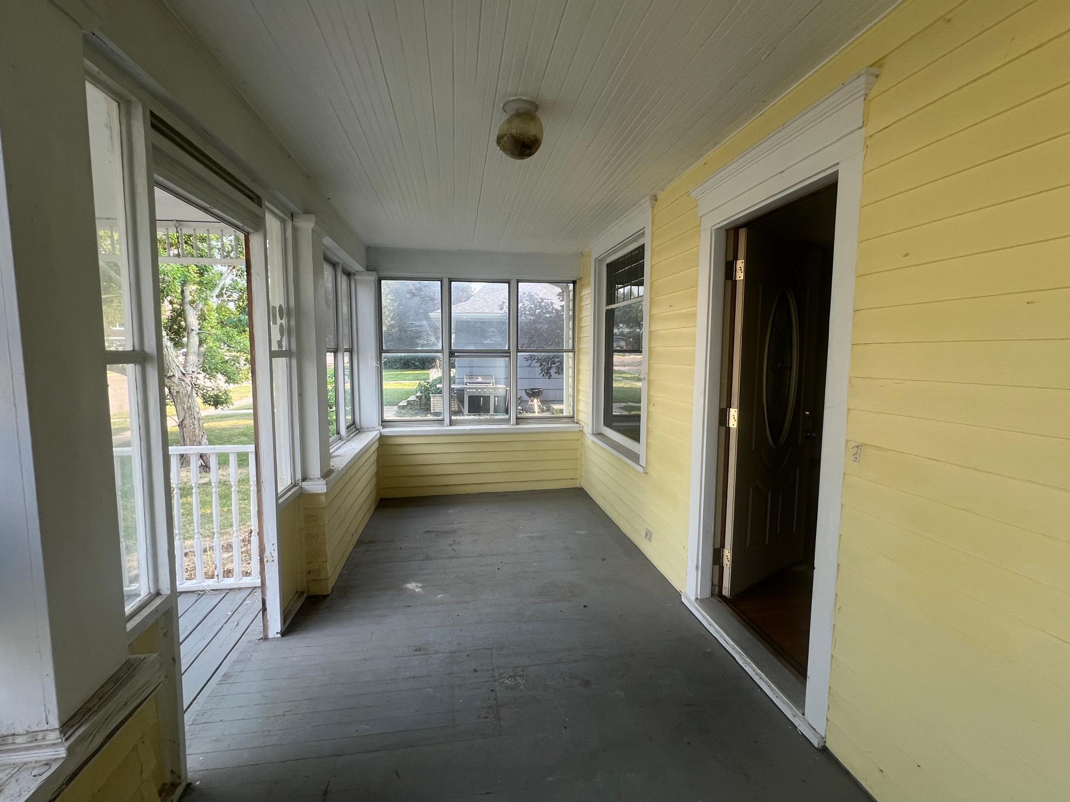 212 2nd Avenue Property Photo 7