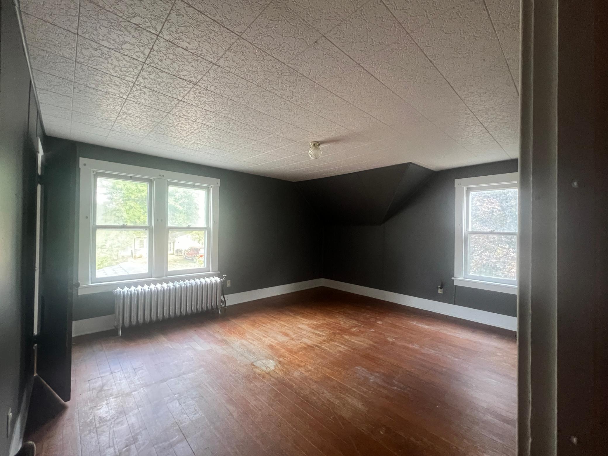 212 2nd Avenue Property Photo 15