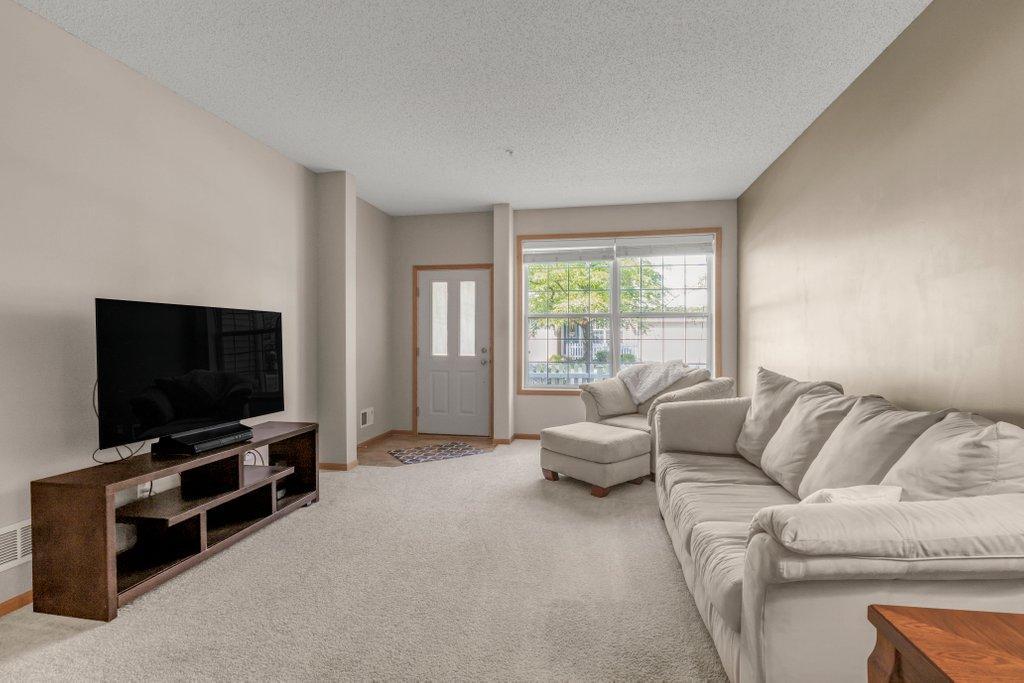 4478 Rosemary Way 4 Property Photo 4