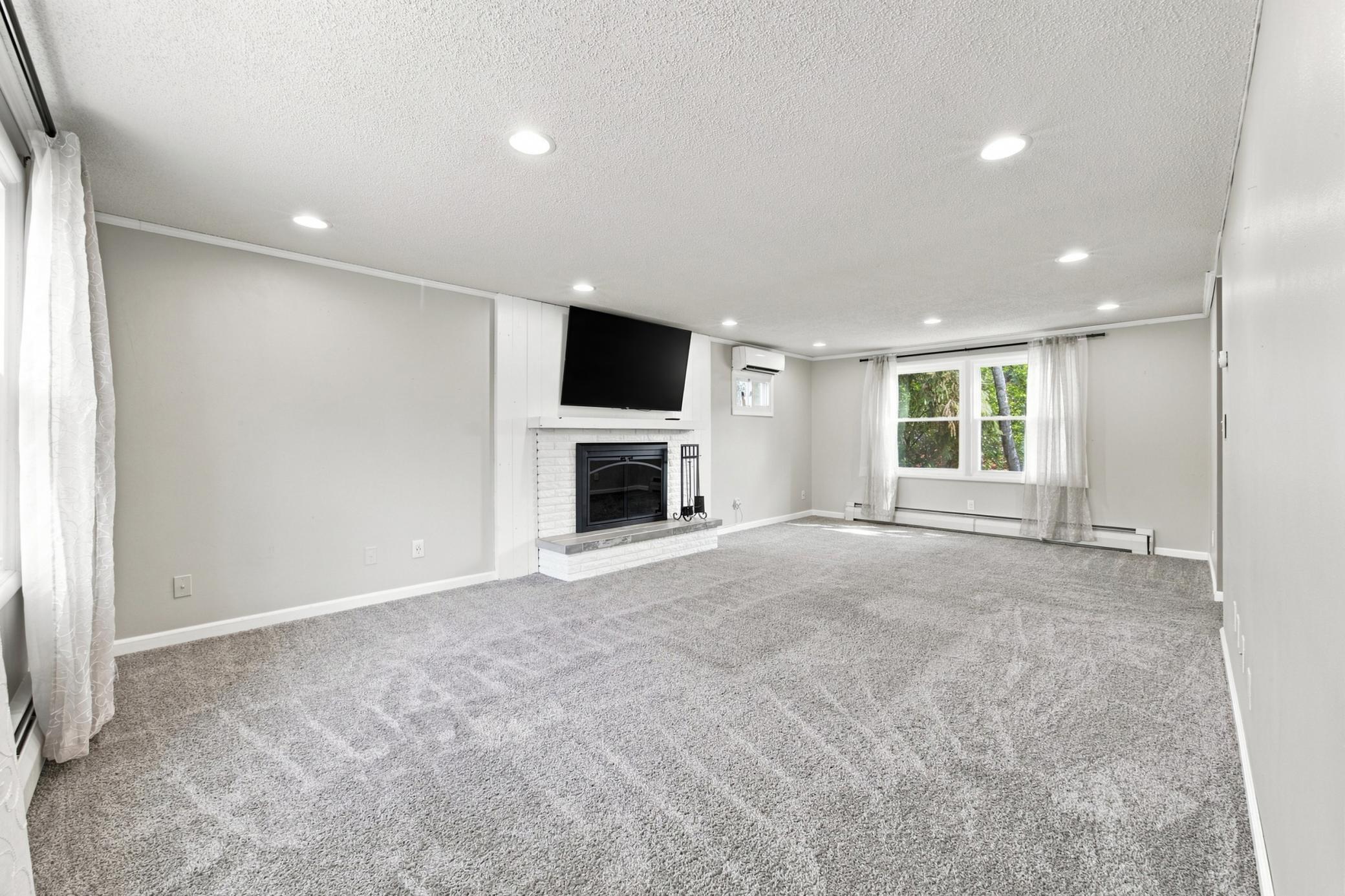 1002 24th Avenue S Property Photo 4
