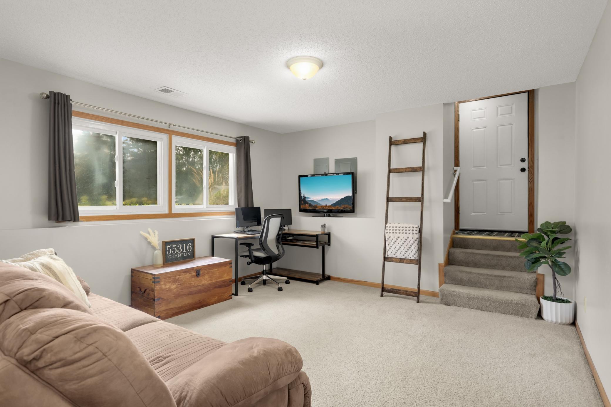 11255 Rhode Island Avenue N Property Photo 23