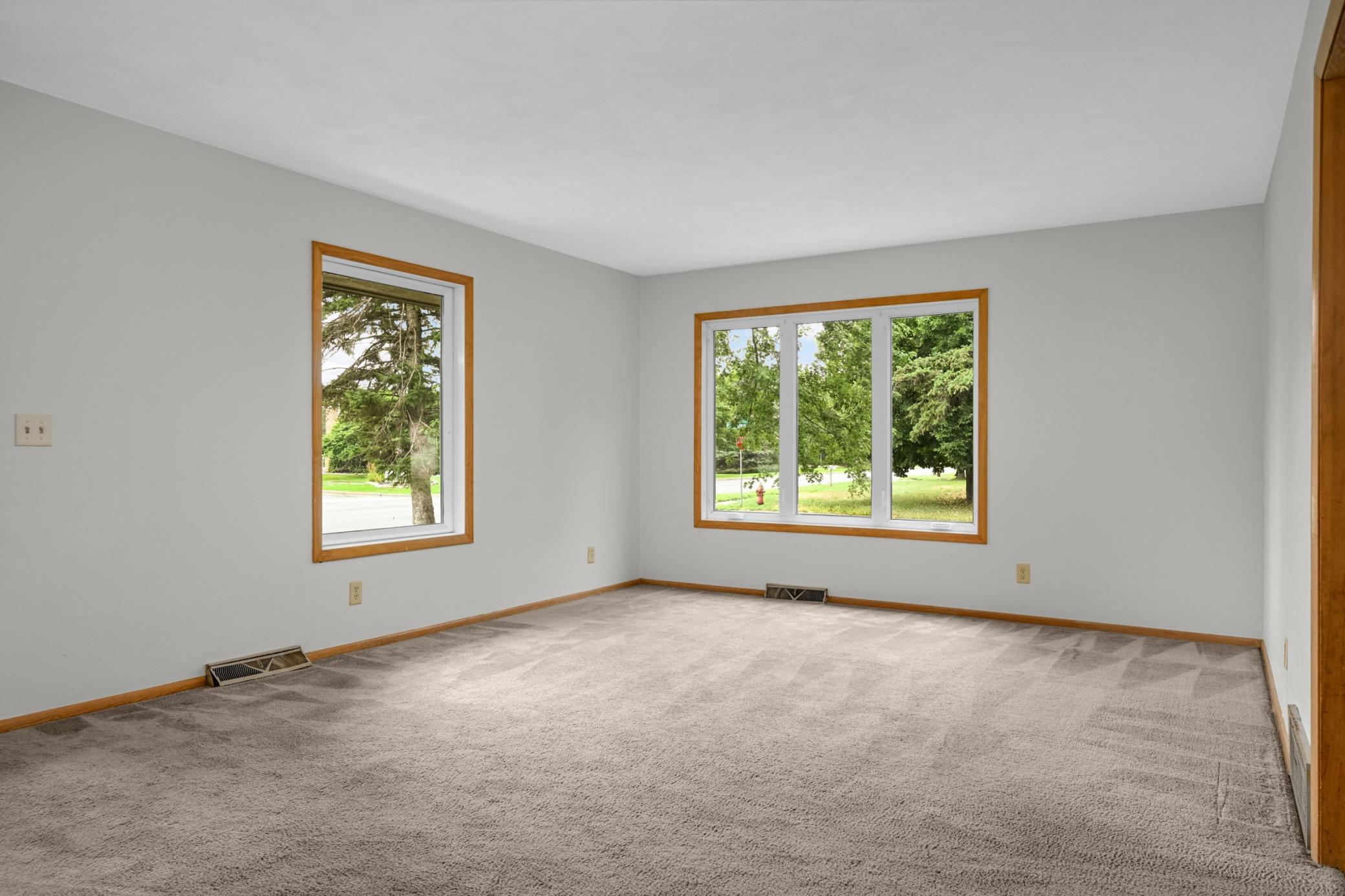 1735 4th Street Property Photo 4