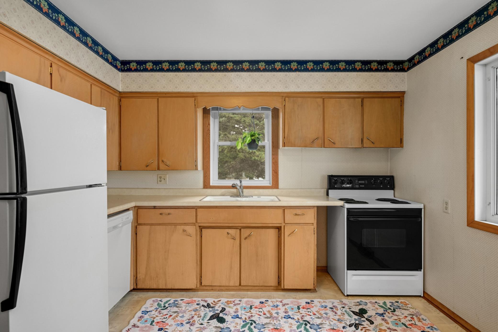 1735 4th Street Property Photo 7
