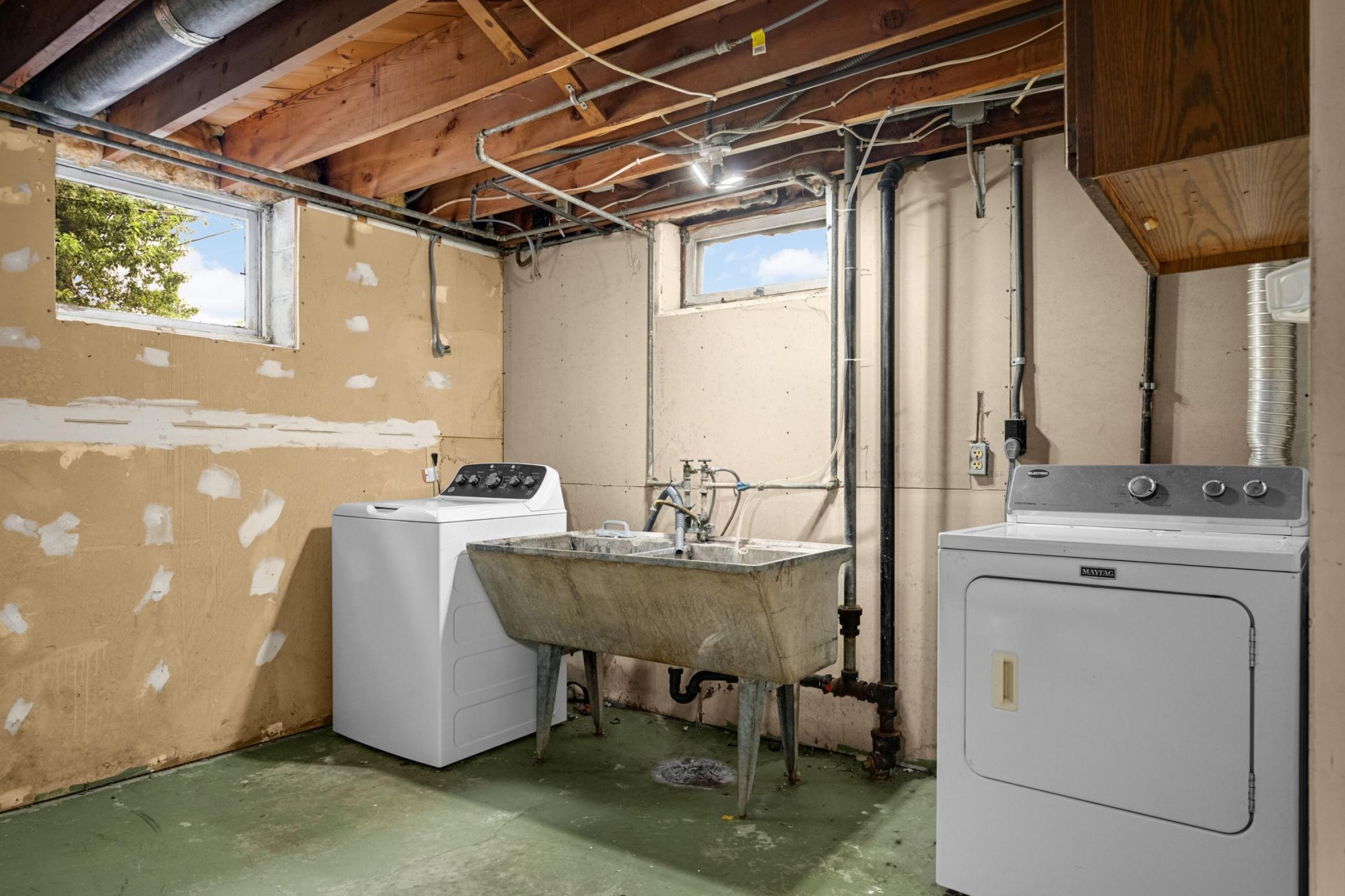 1735 4th Street Property Photo 37