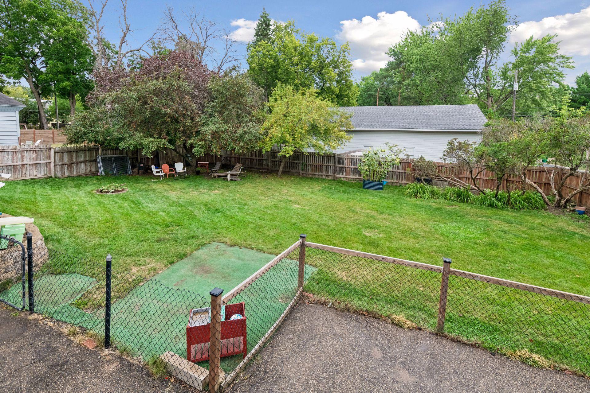 7706 Erie Avenue Property Photo 37