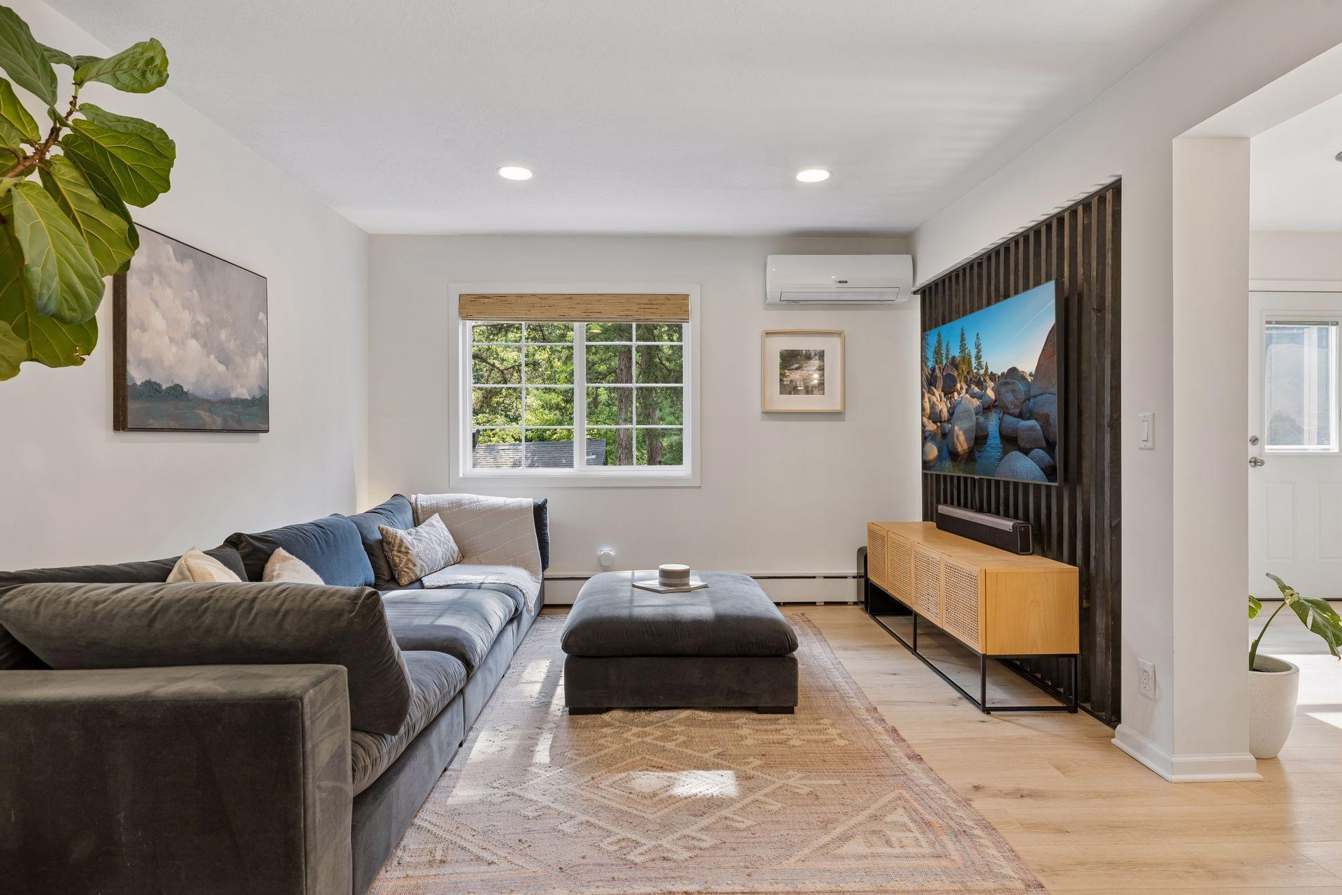 20860 Excelsior Boulevard Property Photo 4
