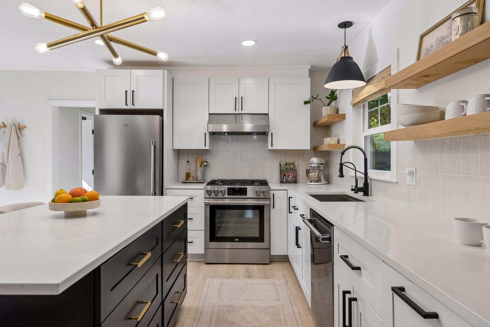 20860 Excelsior Boulevard Property Photo 13
