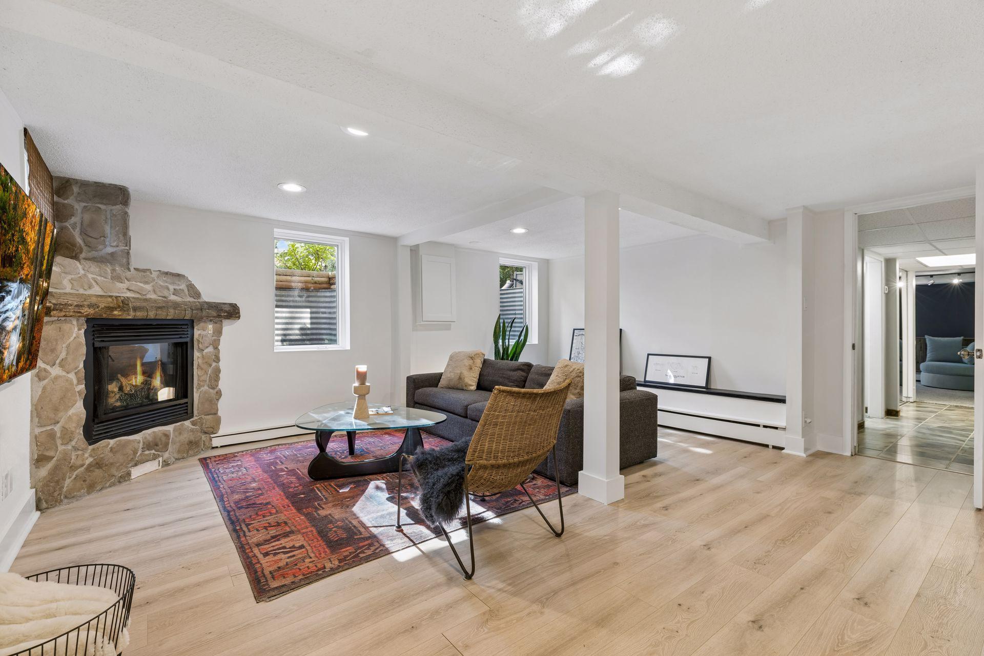 20860 Excelsior Boulevard Property Photo 27