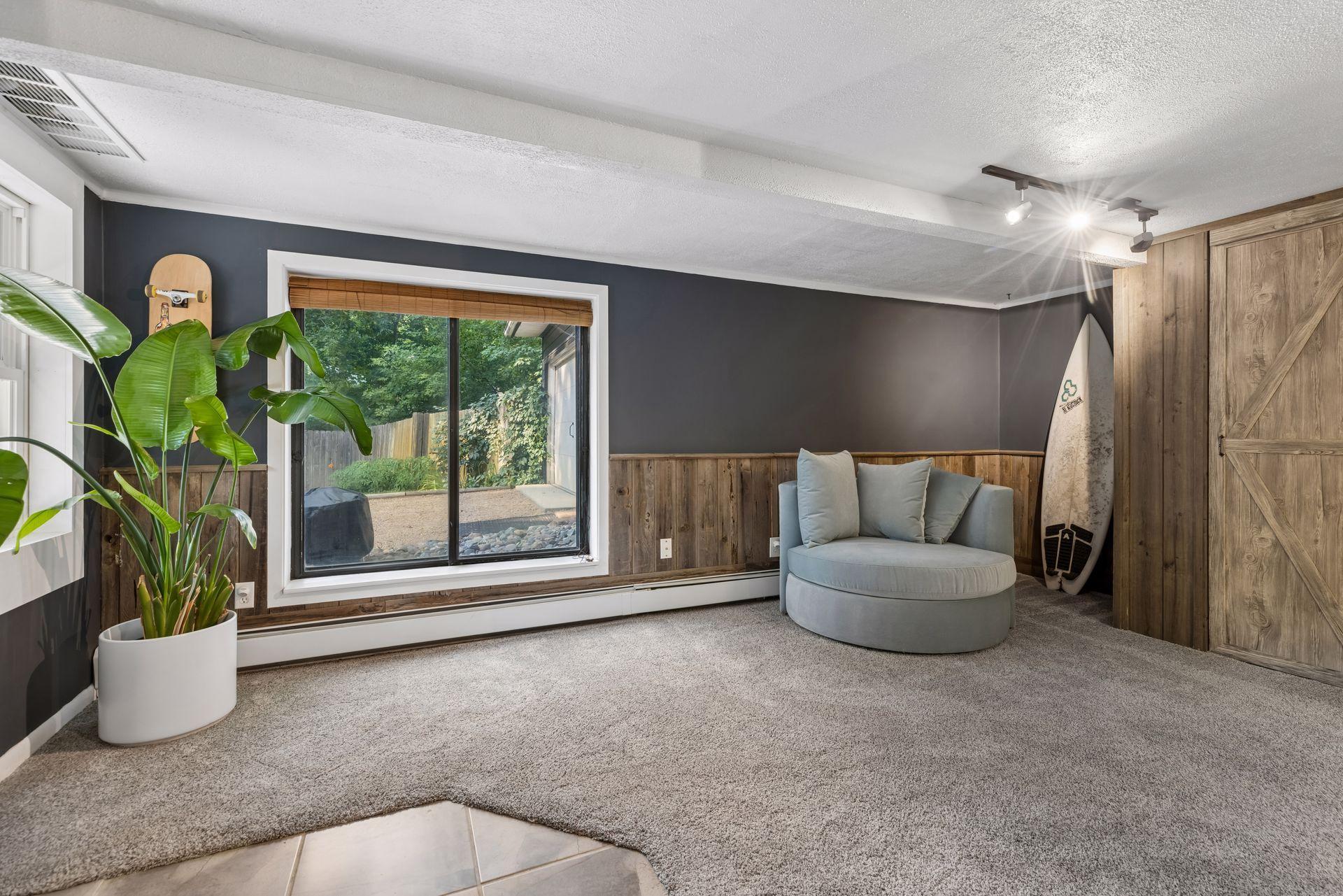 20860 Excelsior Boulevard Property Photo 32