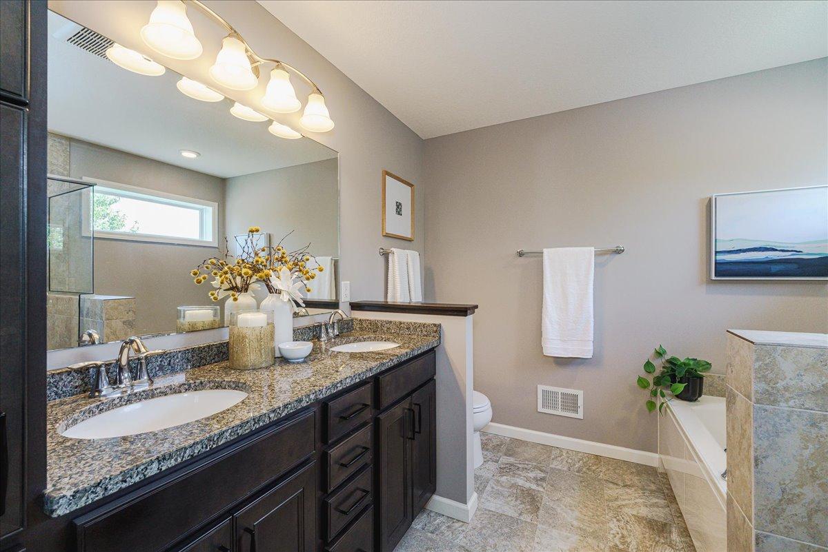 13869 Addison Avenue Property Photo 17