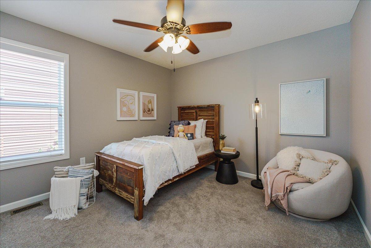 13869 Addison Avenue Property Photo 21