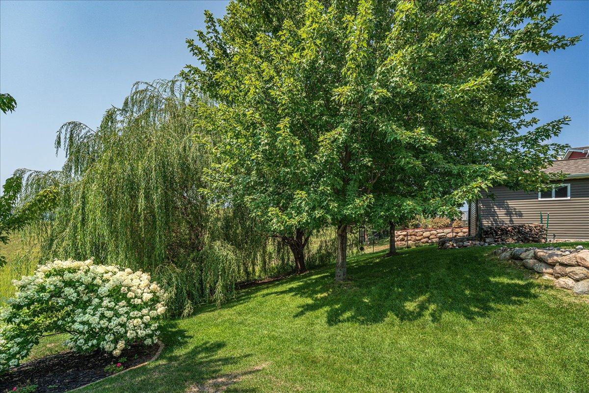 13869 Addison Avenue Property Photo 41