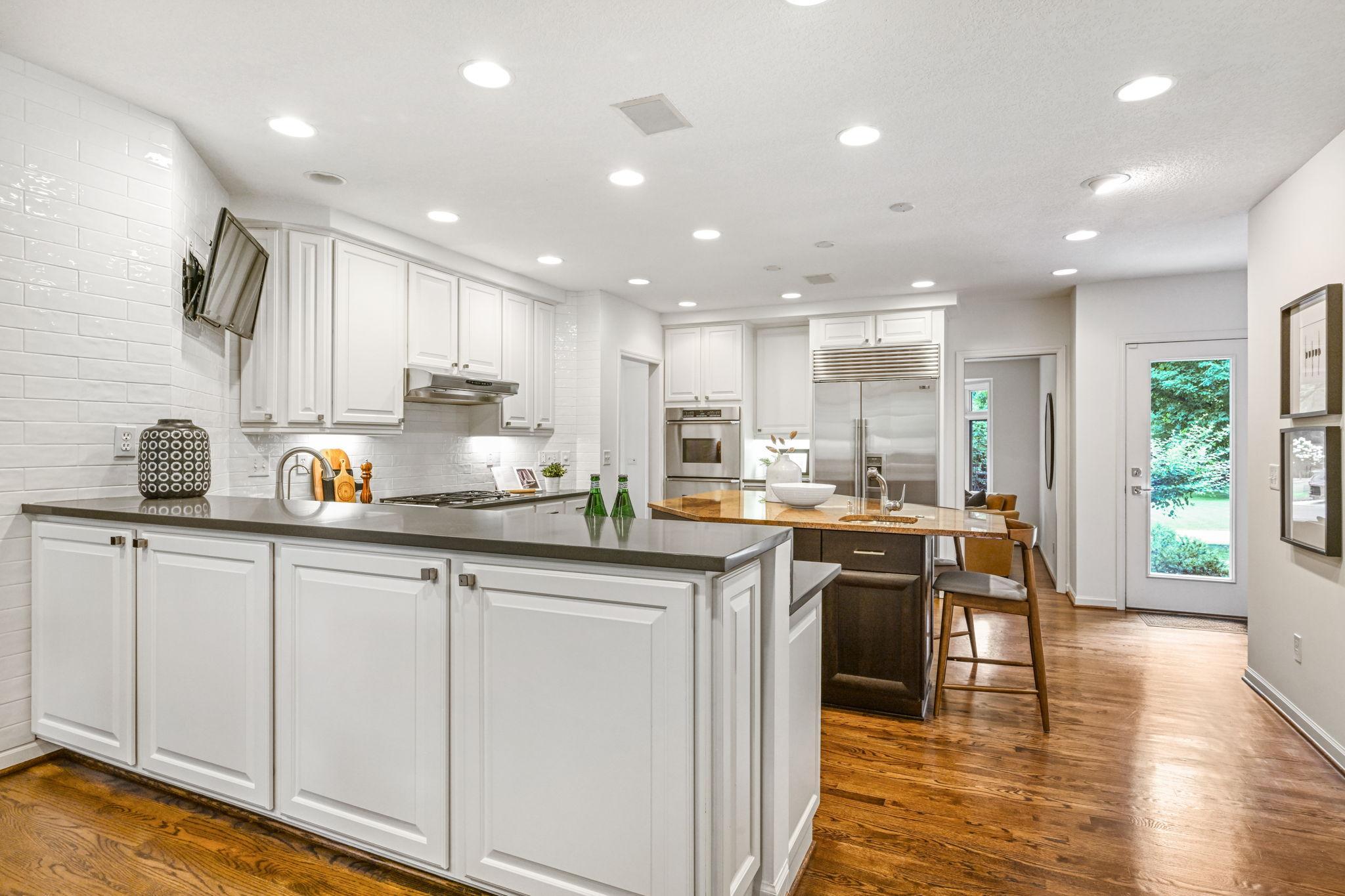 4541 Meadow Road Property Photo 15