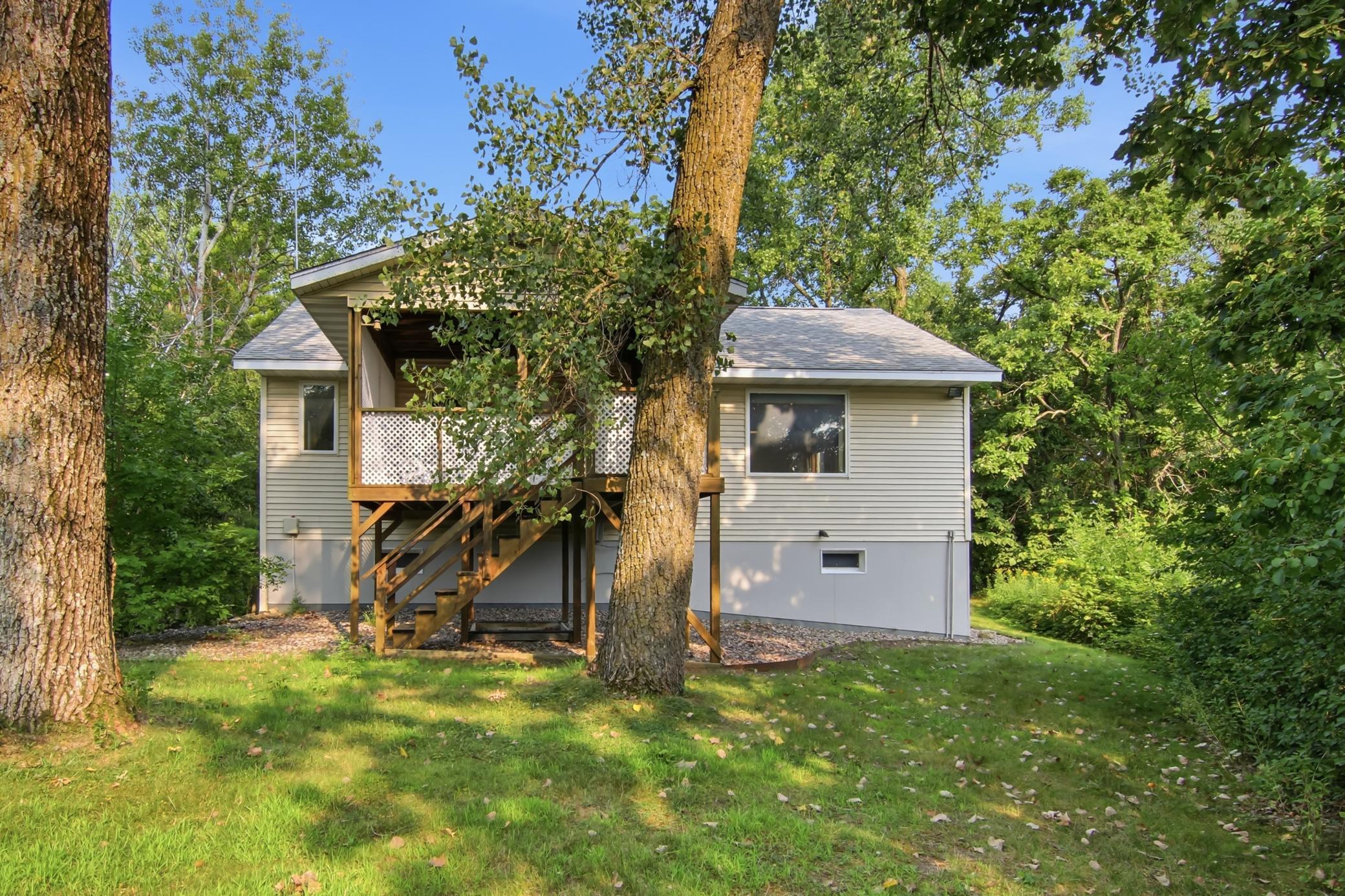 390 Skyline Drive Property Photo 3