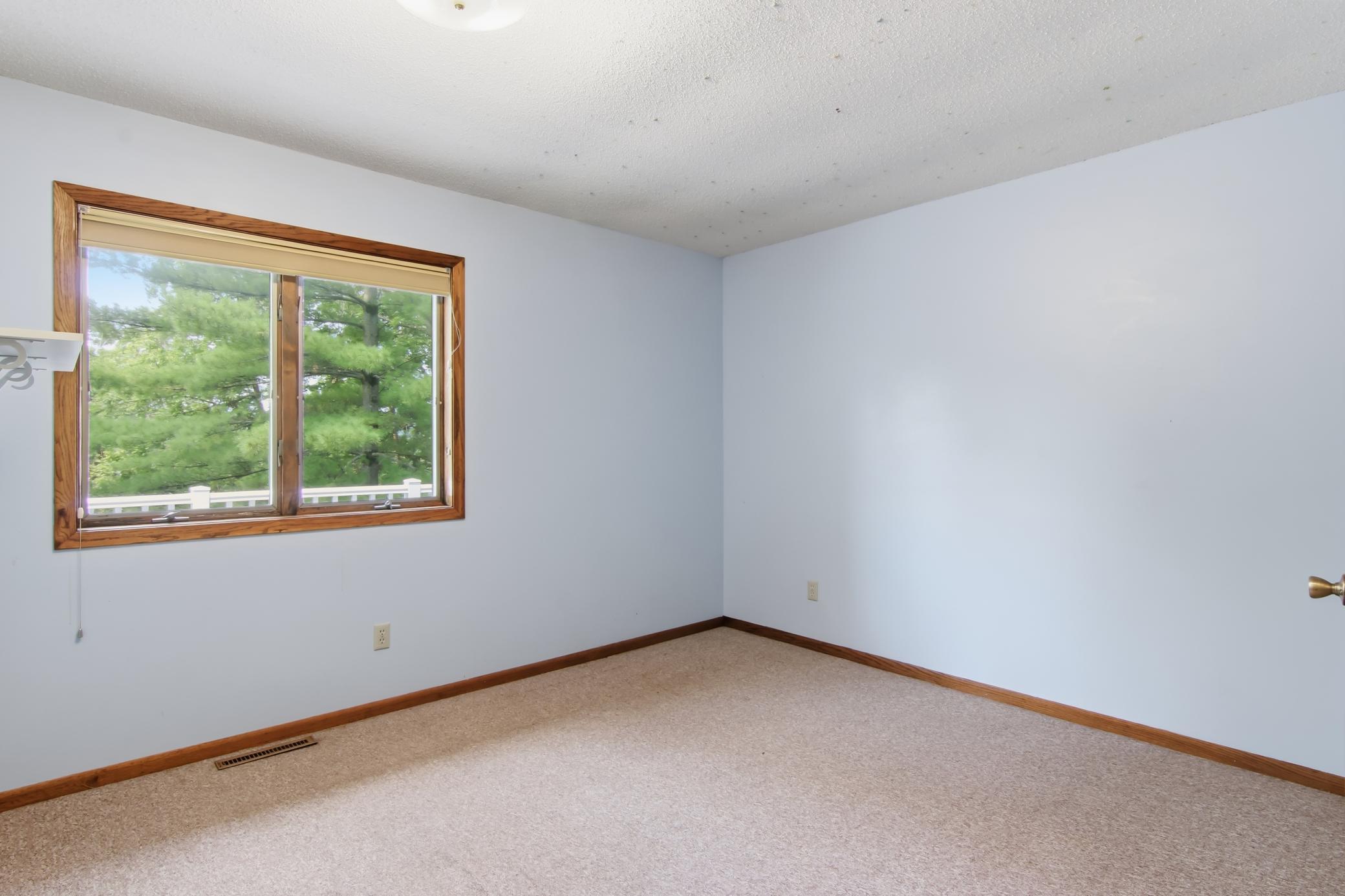 390 Skyline Drive Property Photo 22