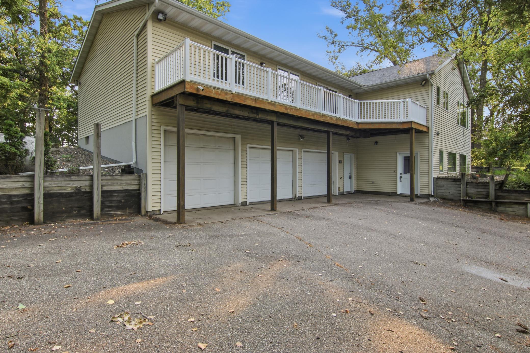 390 Skyline Drive Property Photo 32