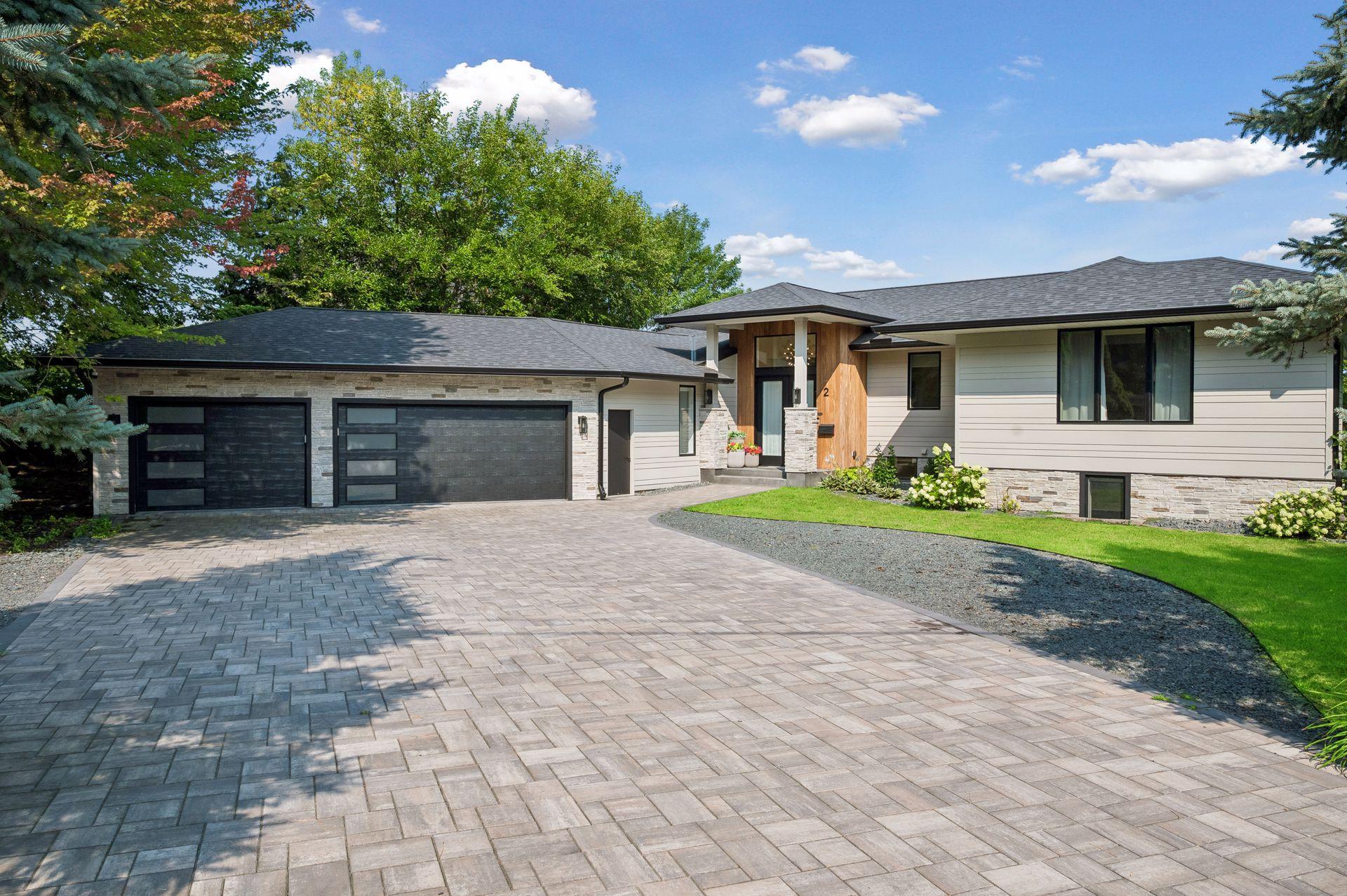 2 Maclynn Road Property Photo 1