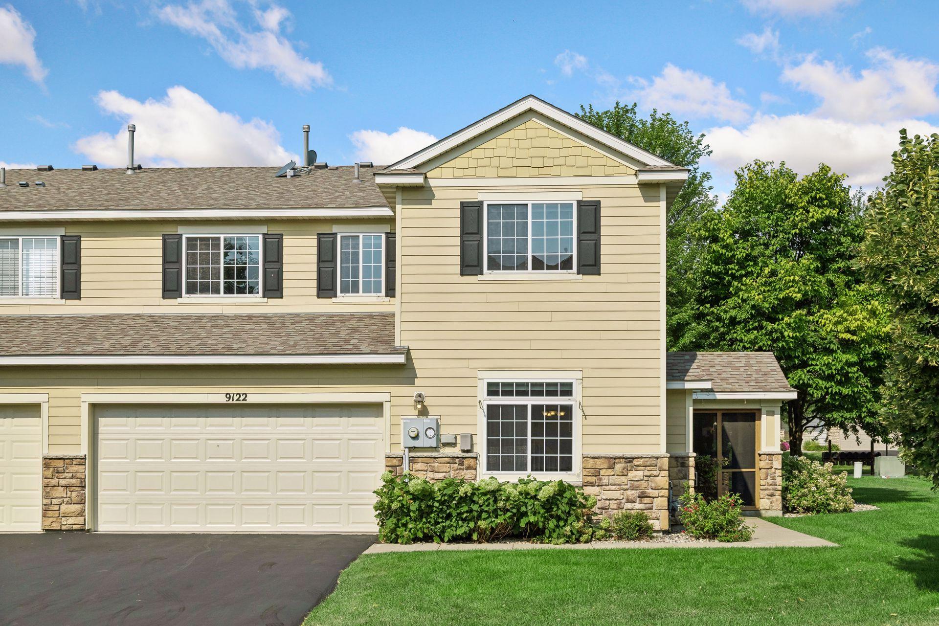 9122 Fox Court Property Photo 1