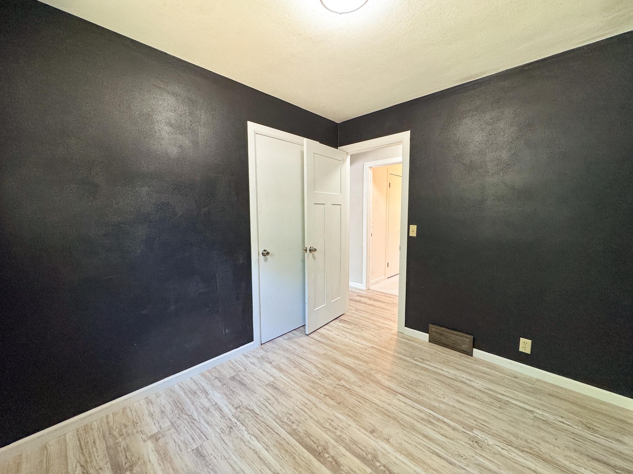 518 E Saint Charles Avenue Property Photo 11