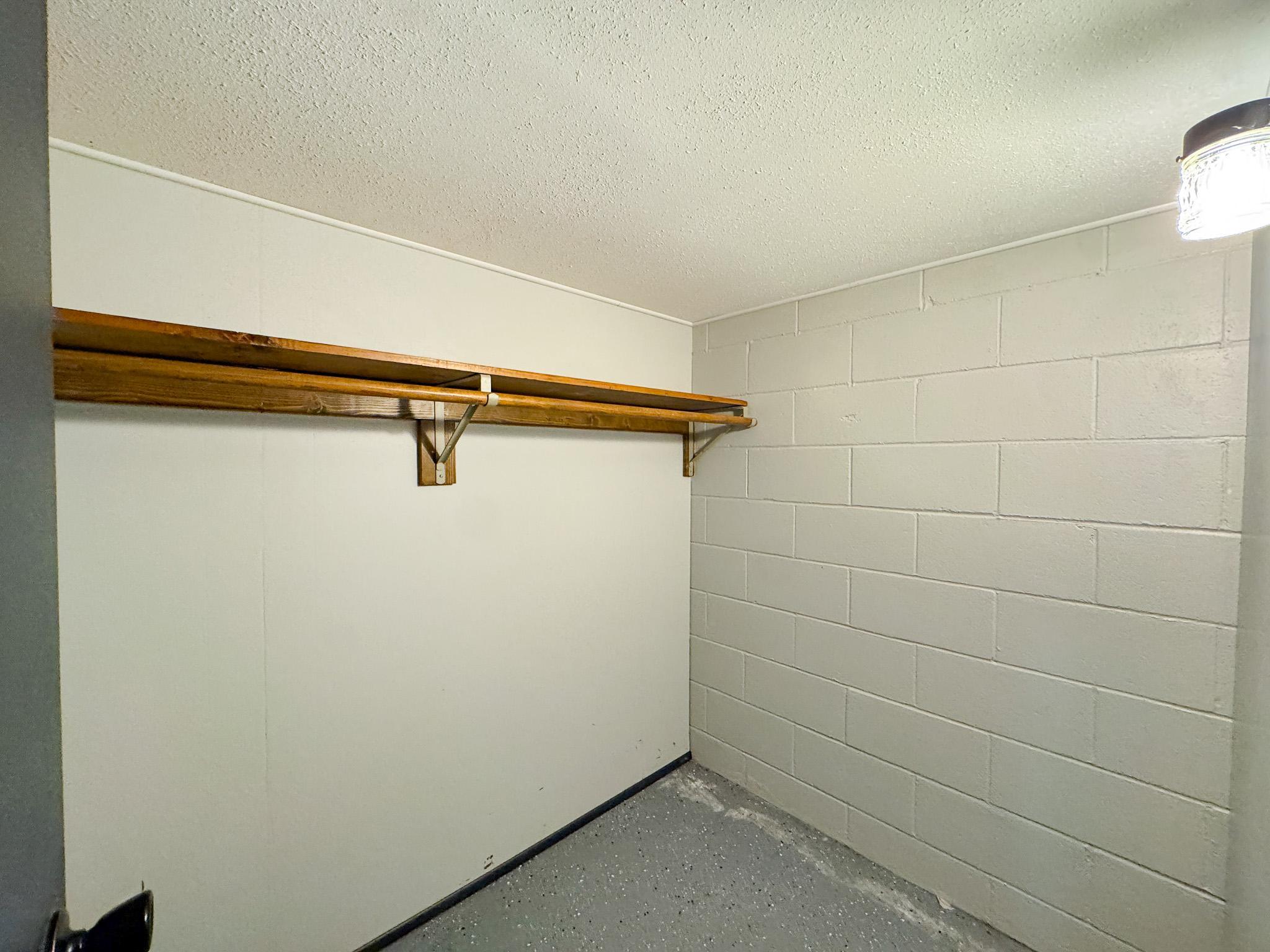 518 E Saint Charles Avenue Property Photo 26