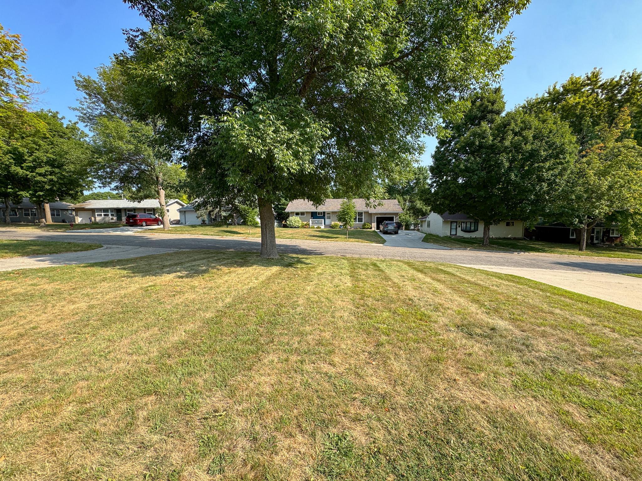 518 E Saint Charles Avenue Property Photo 40
