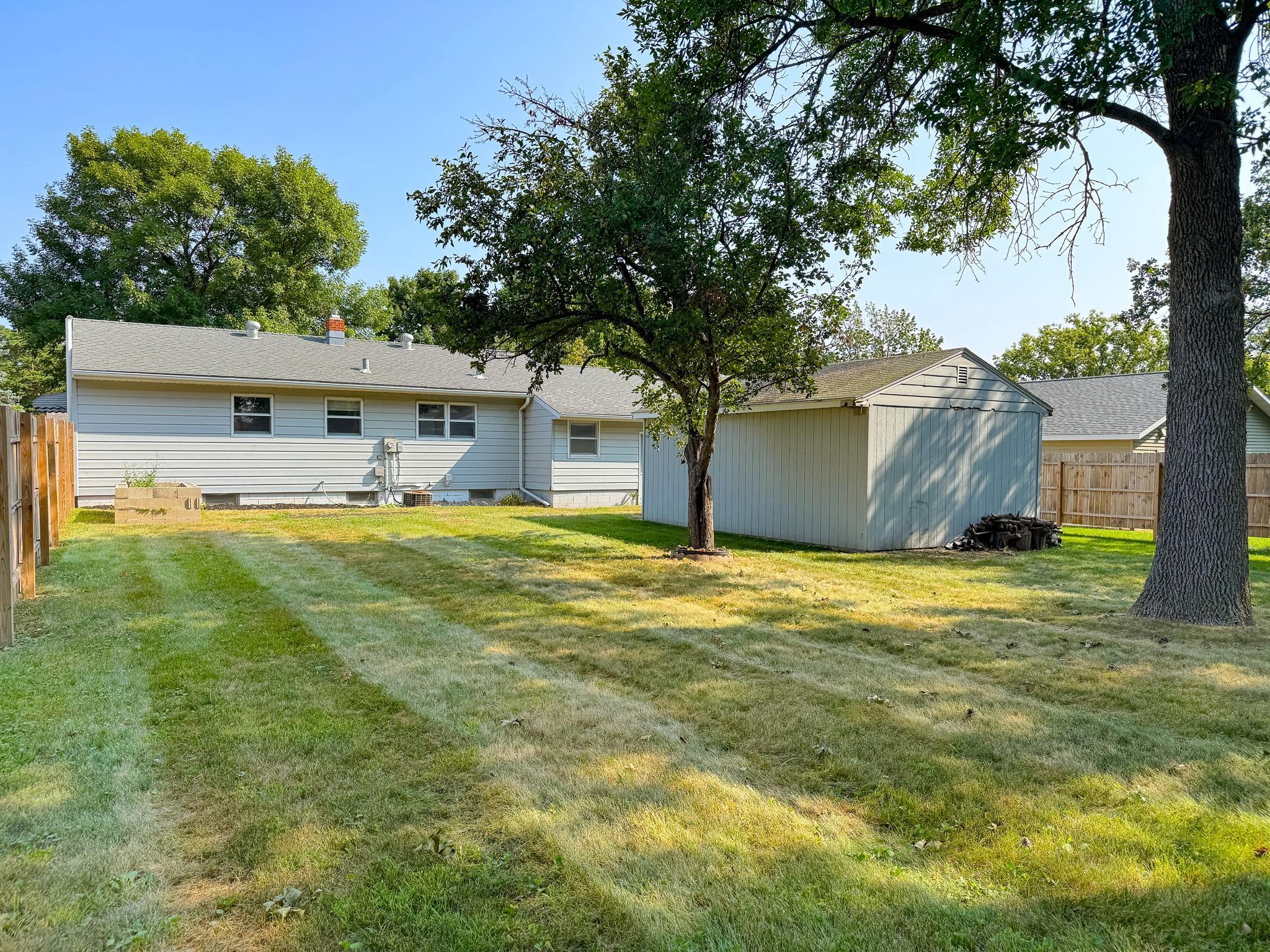518 E Saint Charles Avenue Property Photo 41