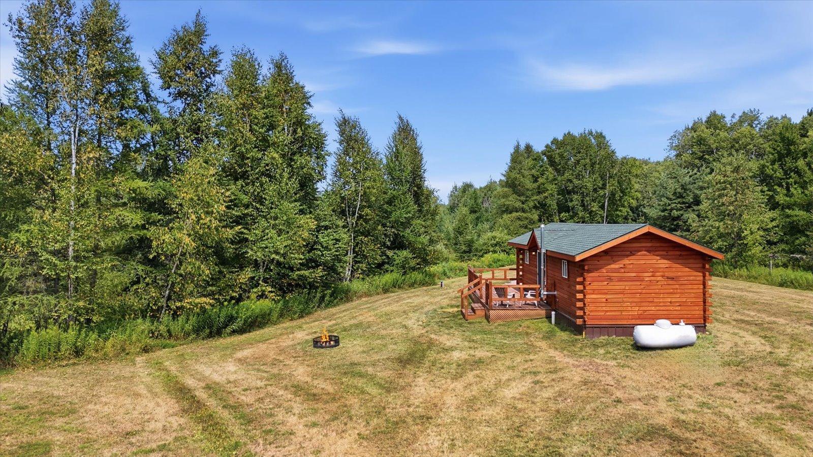 61633 Norway Spruce Road Property Photo 4