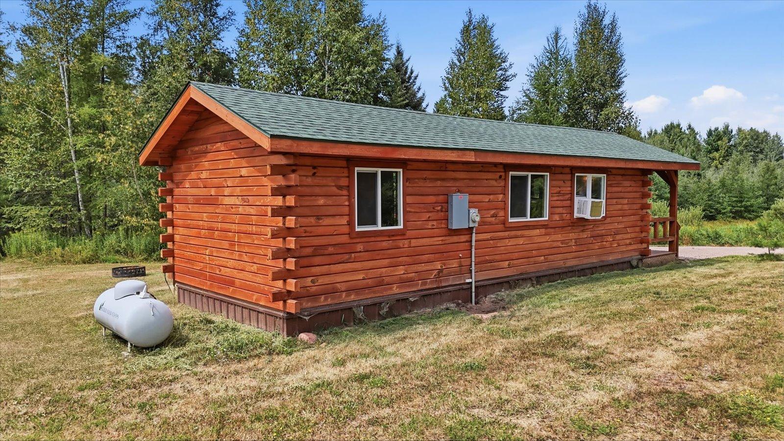 61633 Norway Spruce Road Property Photo 8