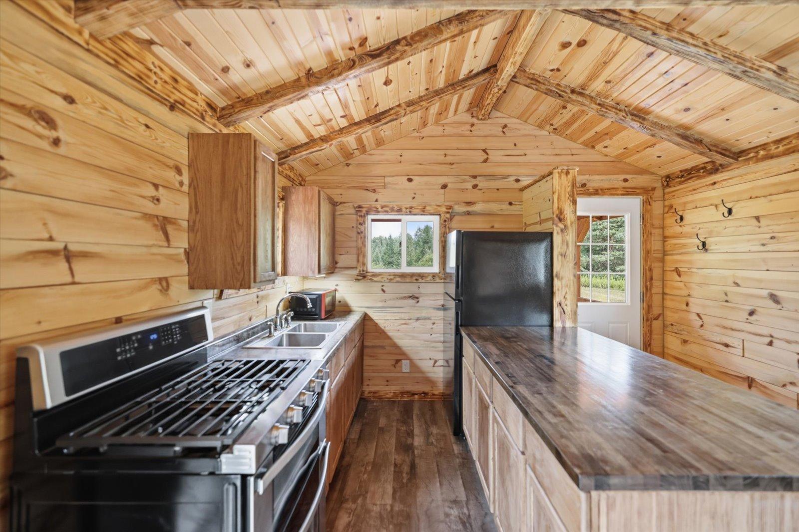 61633 Norway Spruce Road Property Photo 16
