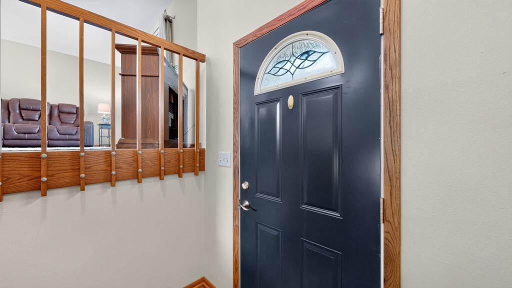 376 Norseman Court Nw Property Photo 3