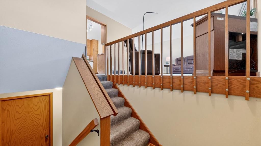 376 Norseman Court Nw Property Photo 4