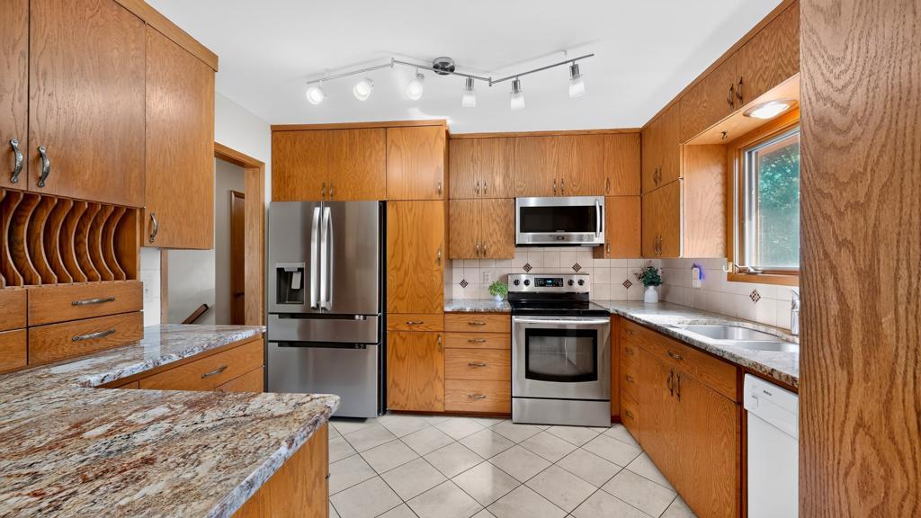 376 Norseman Court Nw Property Photo 13