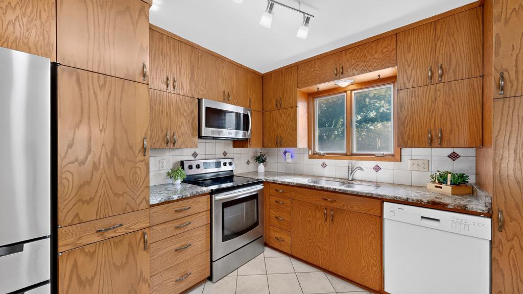 376 Norseman Court Nw Property Photo 14